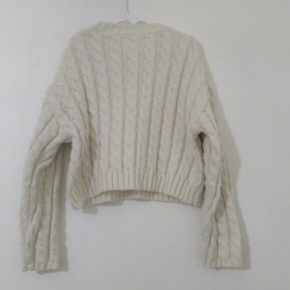 Zara kids Winter White knitted sweater - Picture 2 of 3